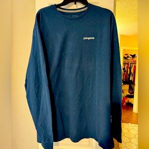Panagonia long sleeve tee